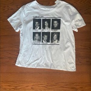 Friends shirt NWT